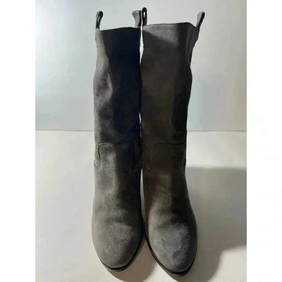 Elegant Gray Women's Boots - Picture 1 of 7